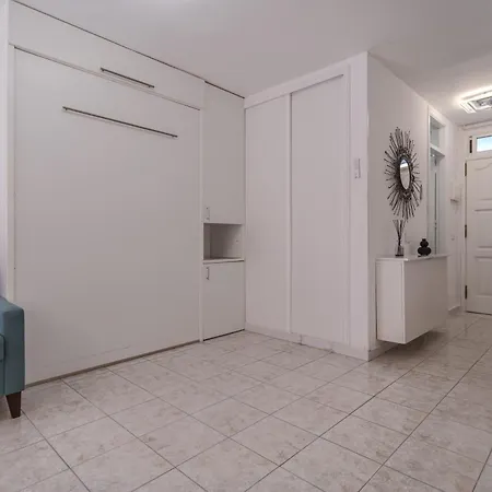 Sea Views Olimpia R&g En Near The